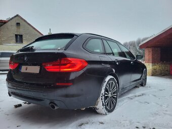 BMW 530xd G31 4x4 195 kW Sportline AT / ZF - 5