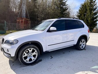 BMW X5 E70 3.0d Drive (2010) - 173 kW - 5