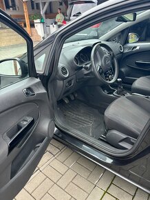 Opel Corsa 1,4 benzín 74kw 2014R.V - 5