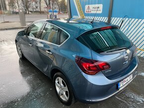 Opel Astra J 1,6 benzin - 5