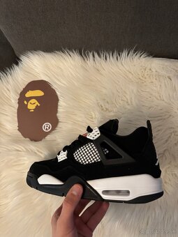 Jordan 4 - 5