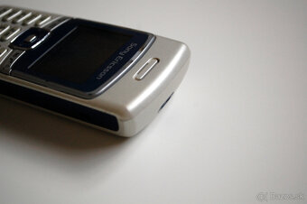 Sony Ericsson T230 - 5