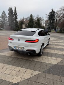 BMW x4 xDrive 20d A/T - 5