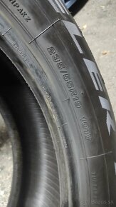 Bridgestone 235/55r19 letné - 5