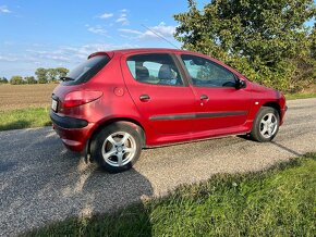 Peugeot 206 1.1 benzín - 5