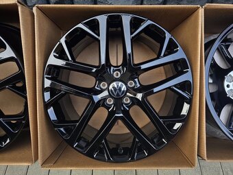 5x112 R19 Seat Cupra Black Formentor Nepoužite - 5