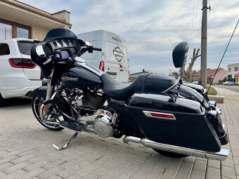 Street Glide  2023 - 5