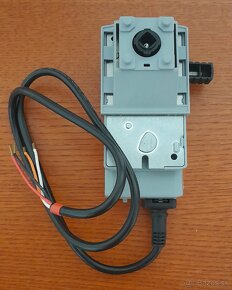 Predám nový servomotor BELIMO LR24A-MP - 5