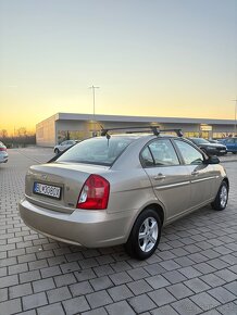 Hyundai Accent 1.5 crdi - 5