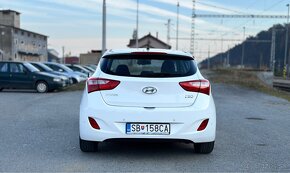 Hyundai i30 1.6 CRDI - 5