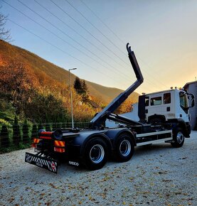 IVECO TRAKKER 450 / 6x4 / naťahovák kontajnerov - 5