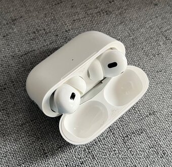 Apple AirPods Pro 2 Gen - 5