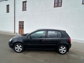 Volkswagen Golf - 5