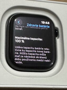 Predám Apple Watch 10 46mm jet Black Malé známky opotrebovan - 5