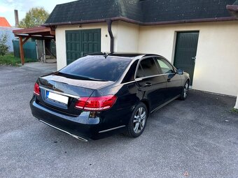 Mercedes Benz E220 - 5