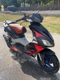 Aprilia dr50 - 5