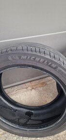 Predám letné pneumatiky 225/45 r17 - 5