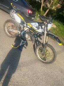 Husqvarna CR 125 - 5