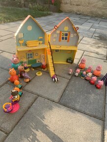 Peppa Pig domček a 20 postavičiek - 5