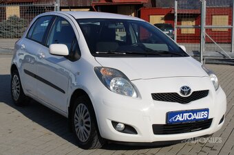 Toyota Yaris 1,0 i 51 kW - 5