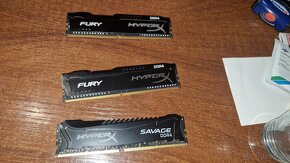 Predám pamäť do počítača RAM DDR4 3kusy-dokopy 16GB - 5