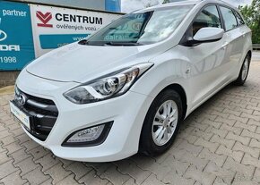 Hyundai i30 1.6-NÍZKÉ KM-spotř.5,1l/100km - 5