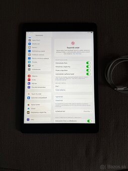 Apple iPad 8 Generacia 32GB - 5