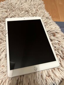 iPad 8. generácie, 32GB, BIELY (s klávesnicou) - 5