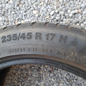 235/45 r17 94H continental - 5