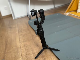 Gimbal Zhiyun Smooth 4 - 5