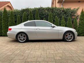 BMW 325xi - 5