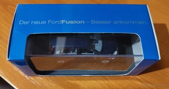 model Ford Fusion 1:43 - 5