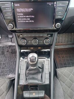 Predám Škoda Superb combi 2.0 tdi - 5