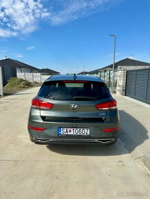 Hyundai i30 1.5 DPi 81kW Family - 5