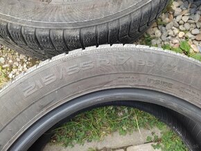 Zimné pneu Nokian 215/55 R17 - 5