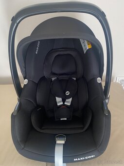 Autosedačka Maxi-Cosi CabrioFixl i-Size Essential Black - 5