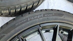 Hankook Winter icept evo3 v dvourozměru 245/35 R19 a - 5