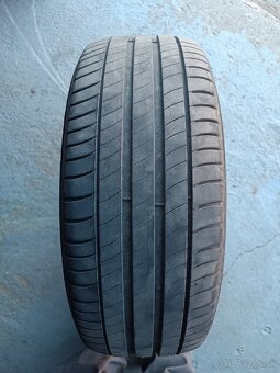 Pneu michelin 225/50 r18 - 5