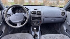 Hyundai accent 1.3 - 5