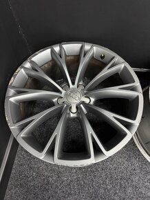 Alu AUDI 5x112 19” 4H0601025BG - 5