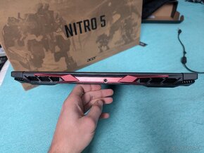 Acer Nitro 5 AN515 - 5