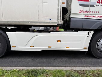 Mezinápravové spoilery DAF XF 106 Standard - 5