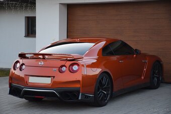 Nissan GT-R GTR Black Edition - 5