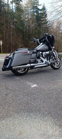 Harley Davidson Street glide - 5