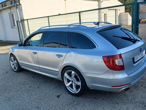 Škoda Superb Combi 2.0 TDI 125KW R.V 2012 - 5