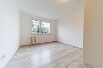 TICHÉ BÝVANIE V SRDCI PETRŽALKY, 4-IZB. BYT, OSUSKÉHO 86m² - 5