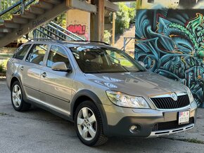 ŠKODA OCTAVIA SCOUT 2.0TDI ELEGANCE BI-XENON ŤAŽNÉ TOP STAV - 5