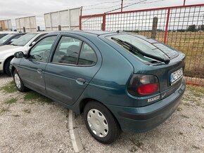 Renault megane - 5