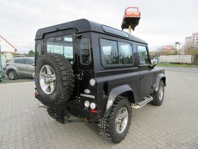 Land Rover Defender SVX - 5