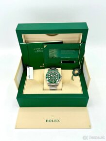 2020 Rolex Submariner "Hulk" 40mm 116610LV Green Dial - 5